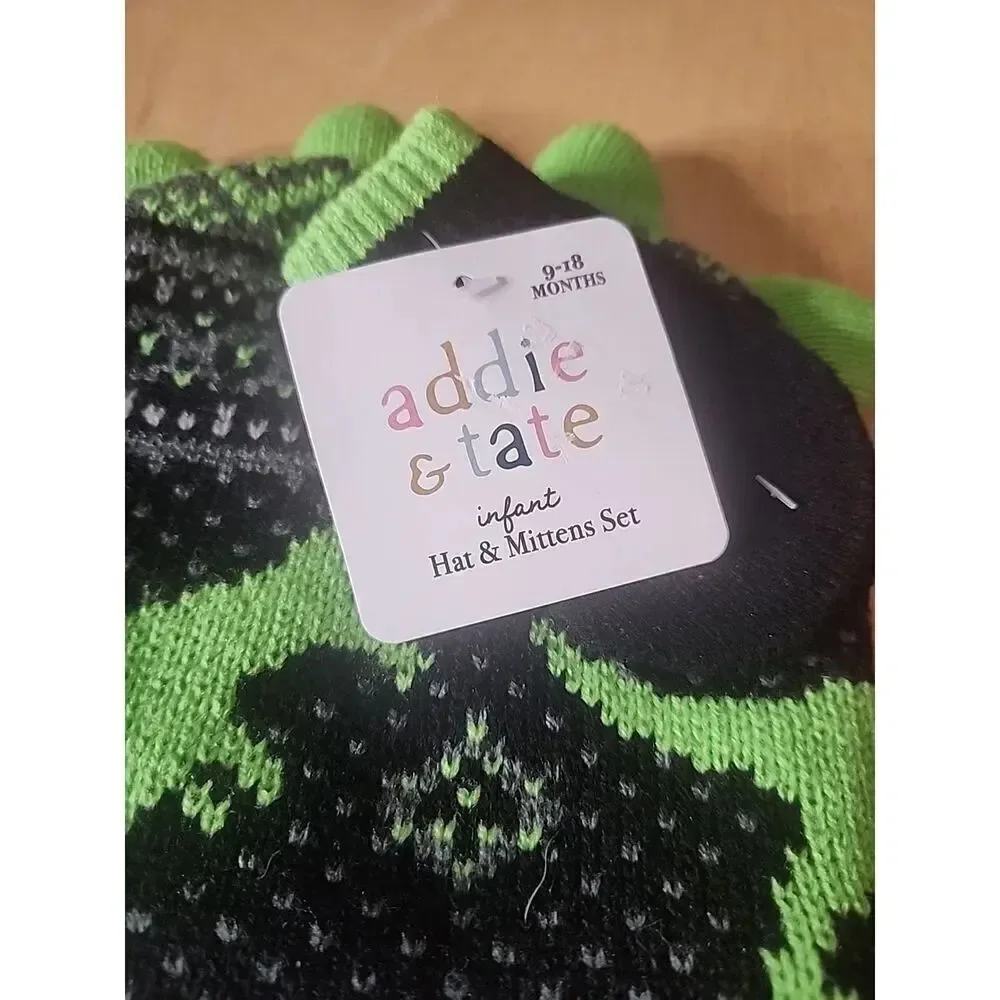 Addie & Tate Baby Boy Size 9-18 months Black & Green Dinosaur Hat & Mittens Set